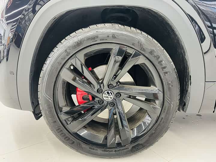 Фото 3 - Volkswagen Teramont X