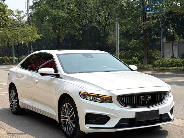 Фото 3 - Geely Preface