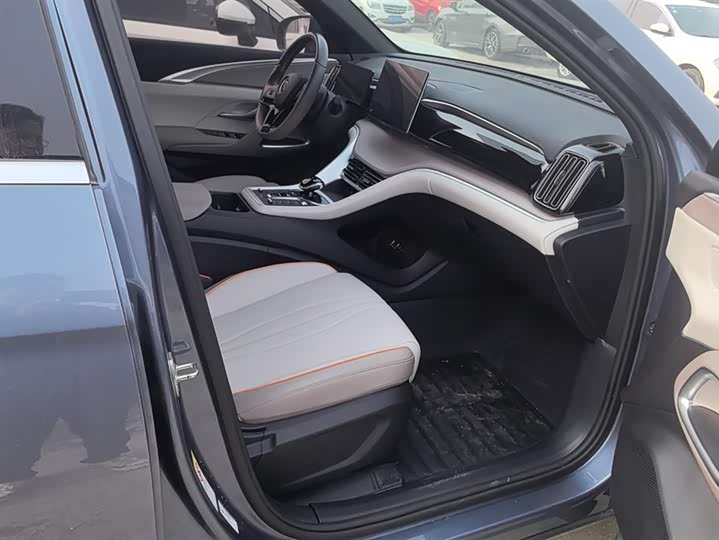 Фото 8 - BYD Song Pro Hybrid