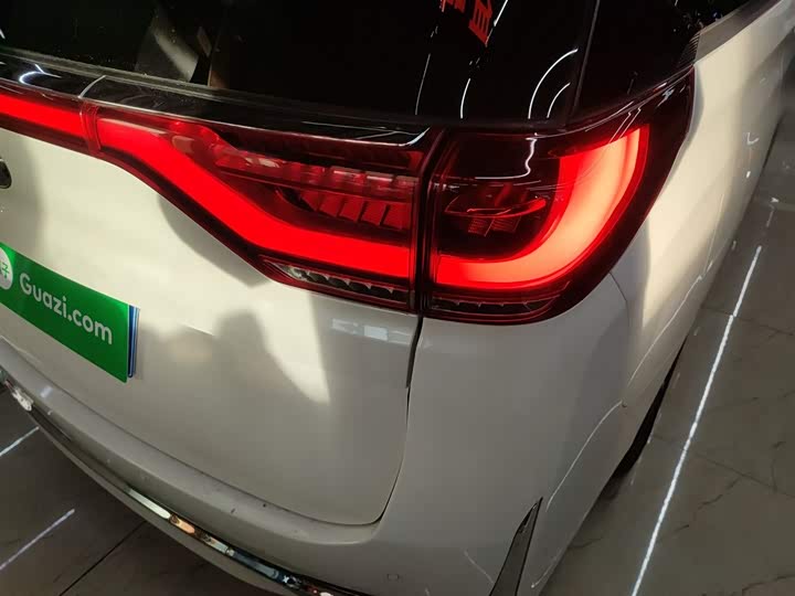 Фото 8 - GAC Trumpchi M8