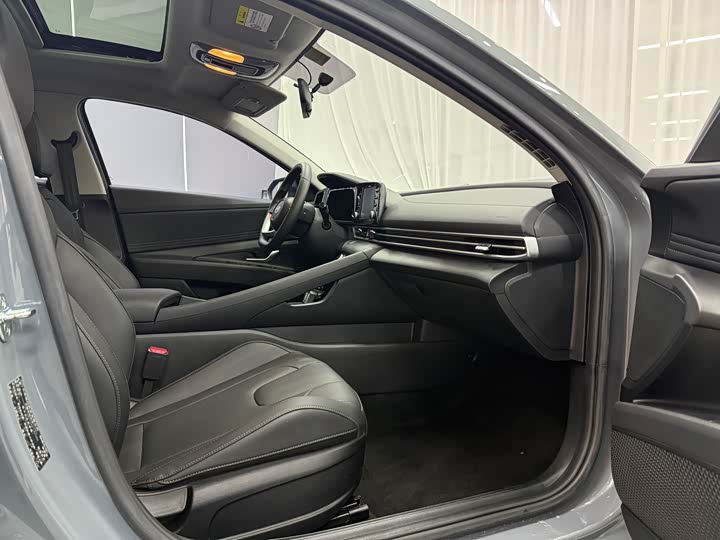 Фото 8 - Hyundai Elantra N line