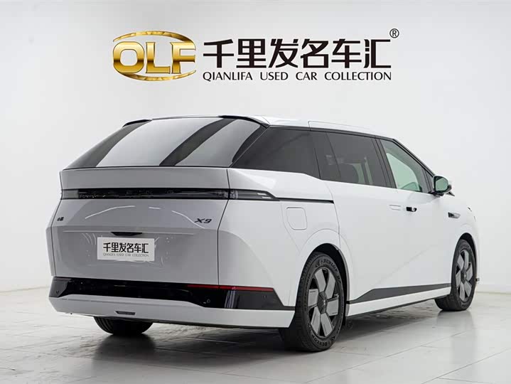 Фото 6 - XPeng X9