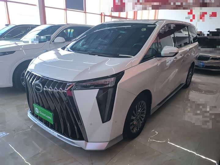 Фото 1 - GAC Trumpchi M8