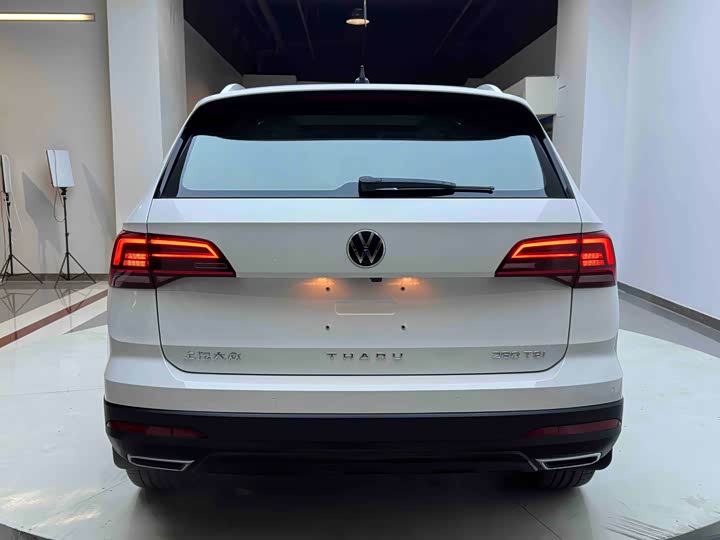 Фото 5 - Volkswagen Tharu