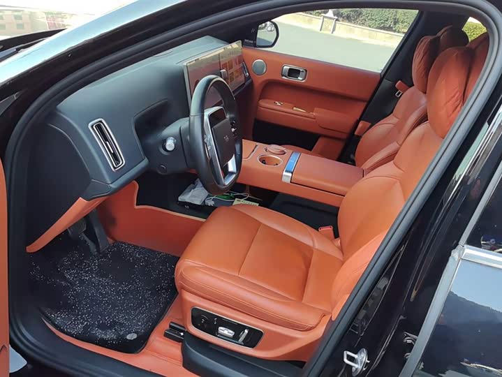 Фото 9 - LiXiang L8