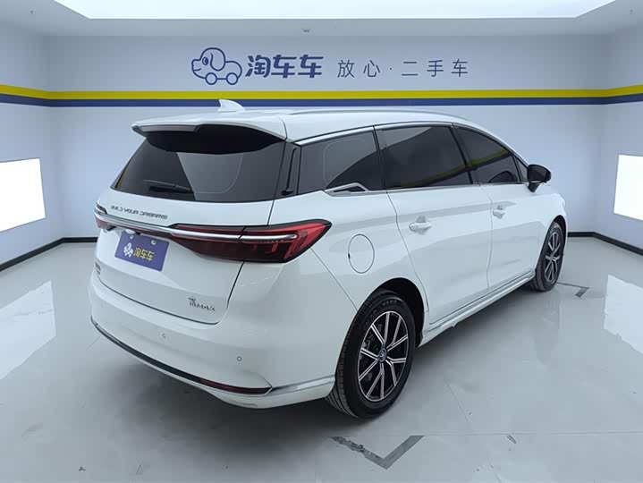 Фото 3 - BYD Song Max Hybrid