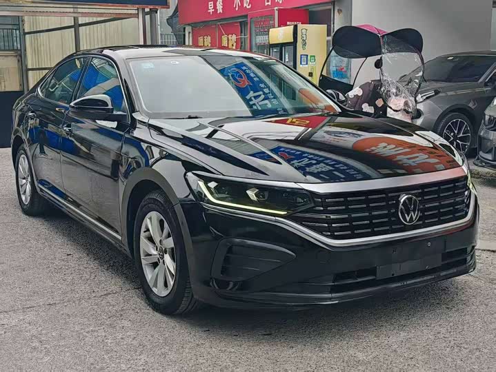 Фото 2 - Volkswagen Passat