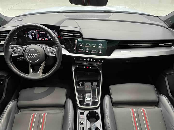 Фото 2 - Audi A3