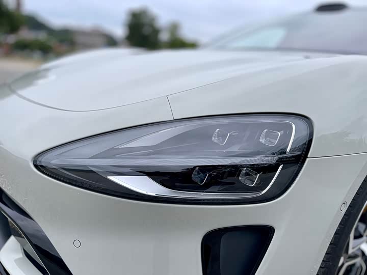 Фото 7 - Xiaomi SU7