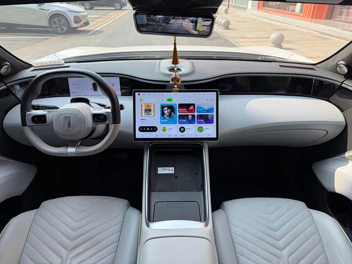 Фото 9 - Avatr 11