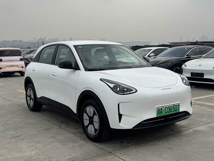 Фото 6 - Geely Galaxy Geome