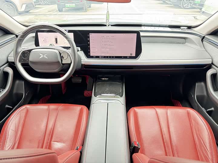 Фото 8 - XPeng P7