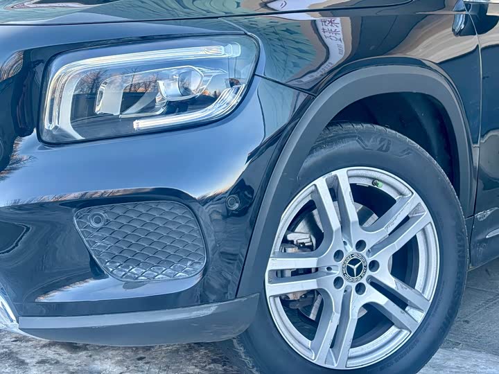 Фото 3 - Mercedes-Benz GLB-Class