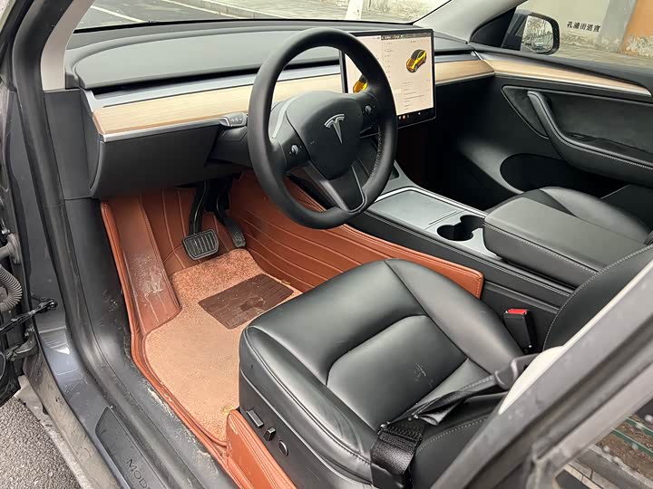 Фото 5 - Tesla Model Y