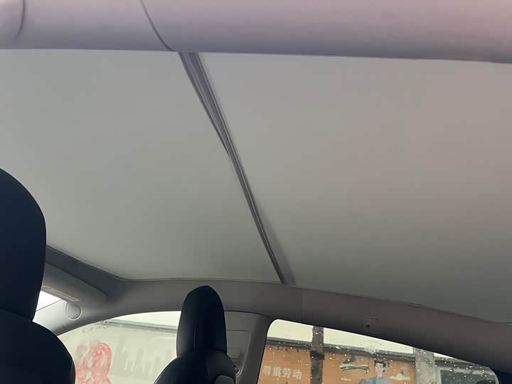 Фото 9 - Tesla Model Y