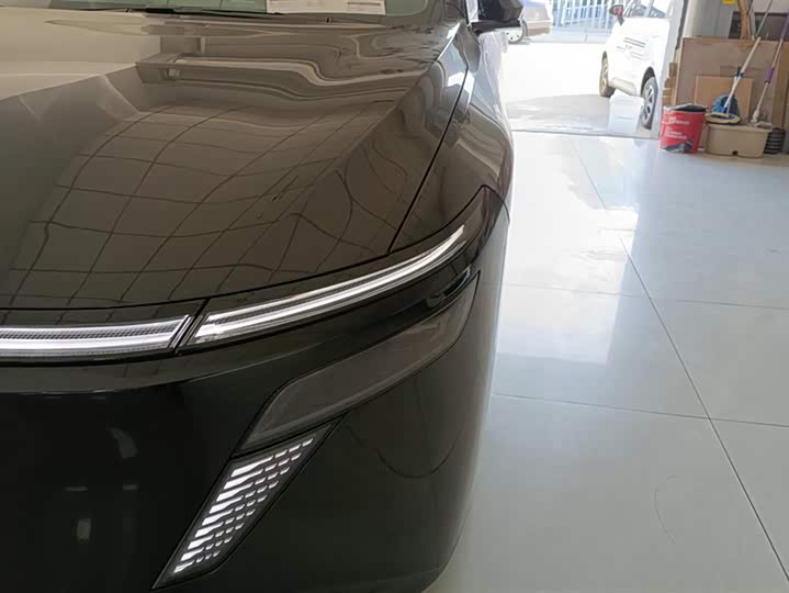 Фото 5 - Nissan N6