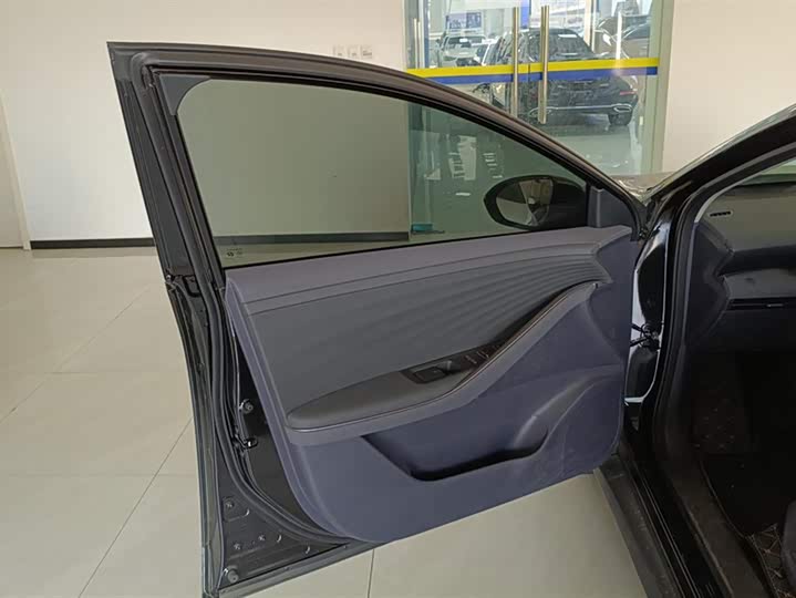 Фото 7 - Nissan N6