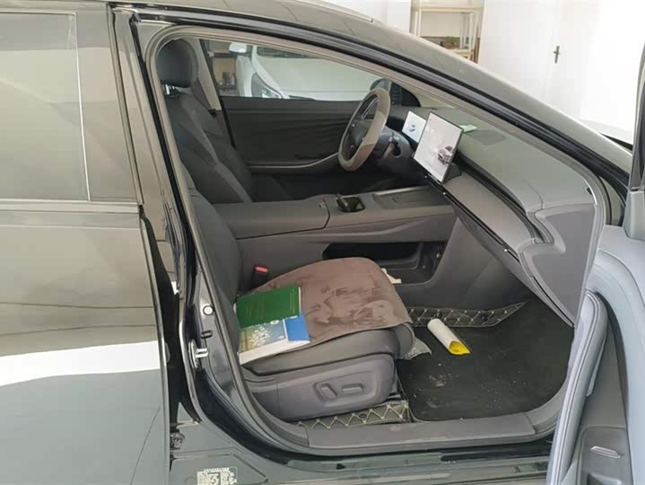 Фото 8 - Nissan N6