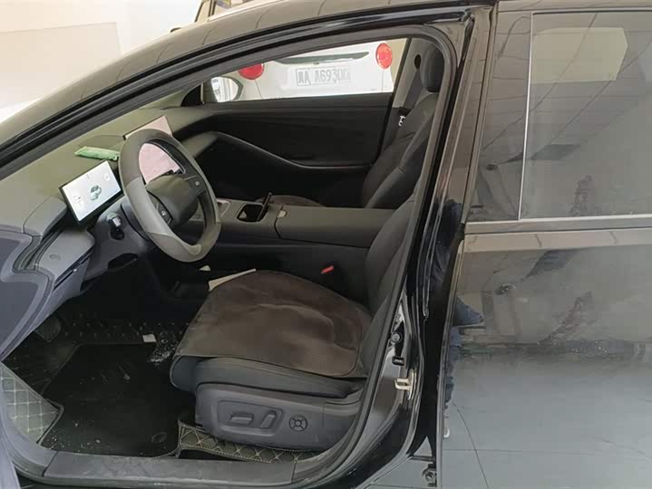 Фото 9 - Nissan N6