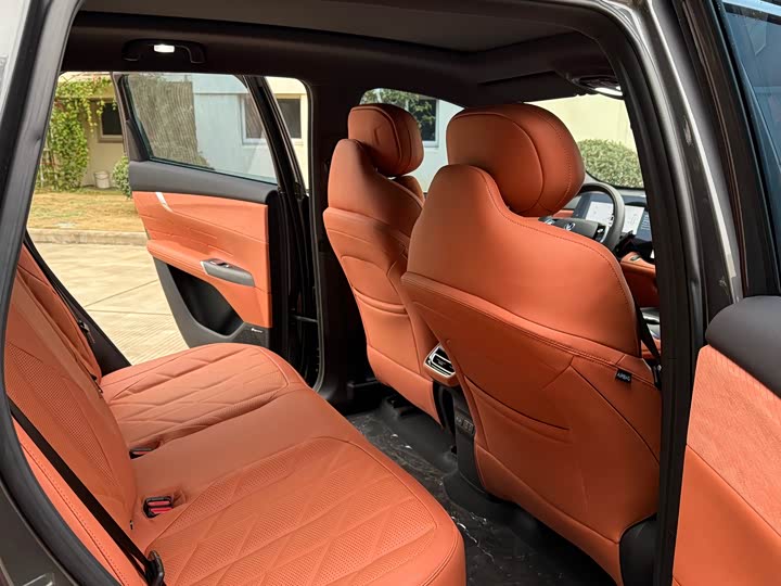 Фото 8 - Changan CS75 Plus