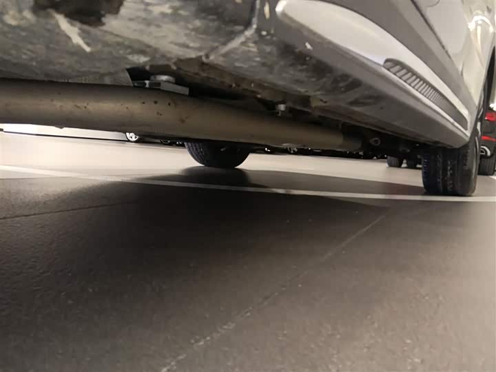 Фото 8 - Hongqi HS7 Hybrid