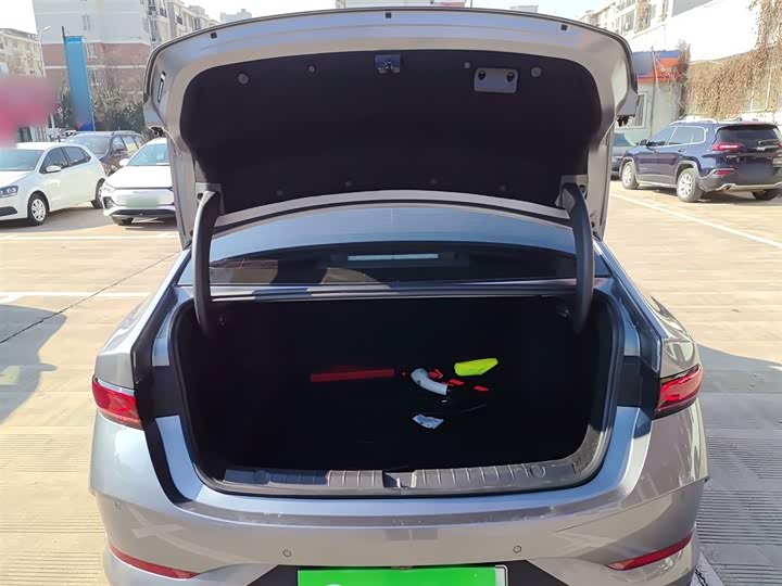 Фото 6 - BYD Qin Plus