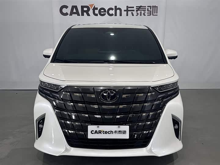 Фото 3 - Toyota Alphard