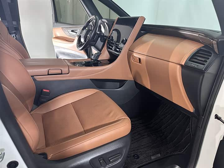 Фото 8 - Toyota Alphard