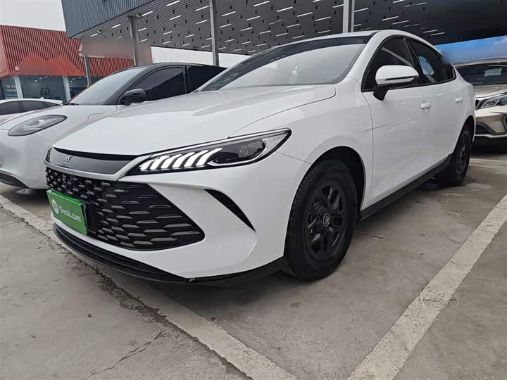 Фото 2 - BYD Qin Plus