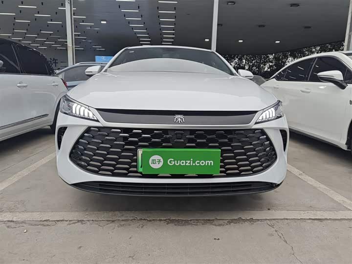 Фото 3 - BYD Qin Plus