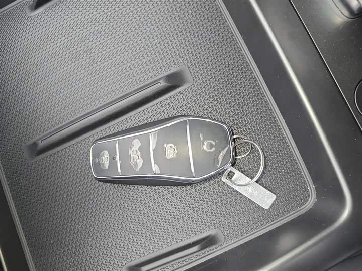 Фото 9 - BYD Qin Plus