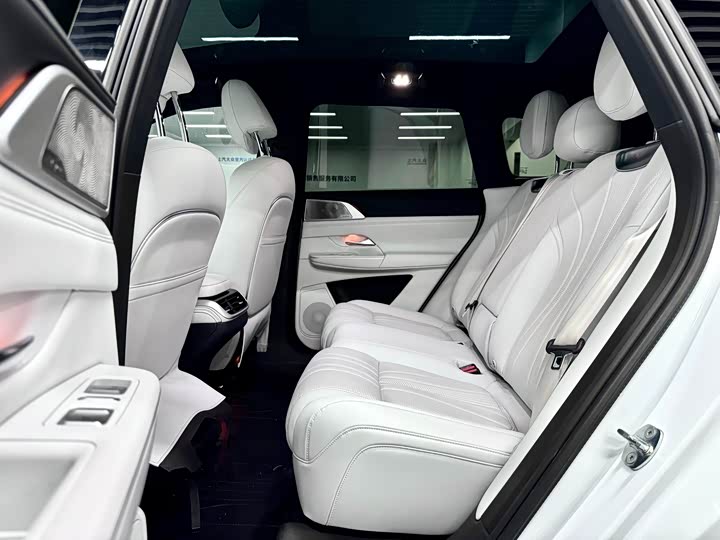 Фото 5 - XPeng G9