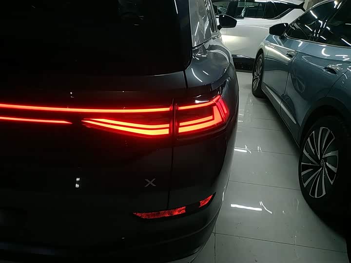 Фото 8 - Volkswagen ID.6 X