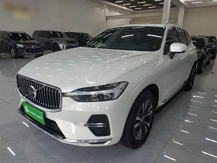 Фото 2 - Volvo XC60