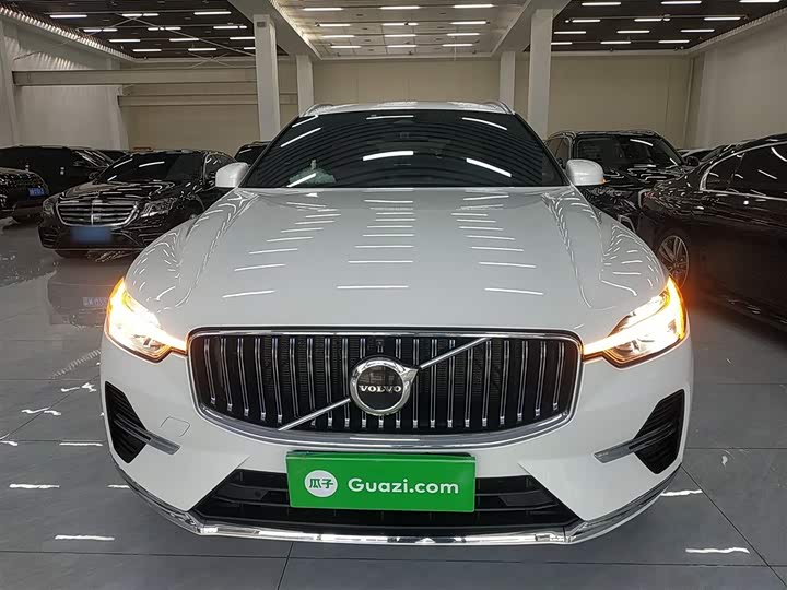 Фото 3 - Volvo XC60