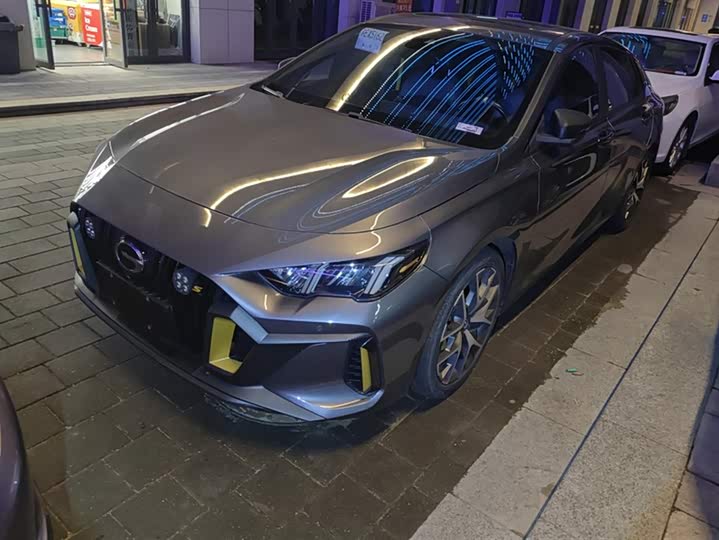 Фото 1 - GAC Trumpchi Empow R