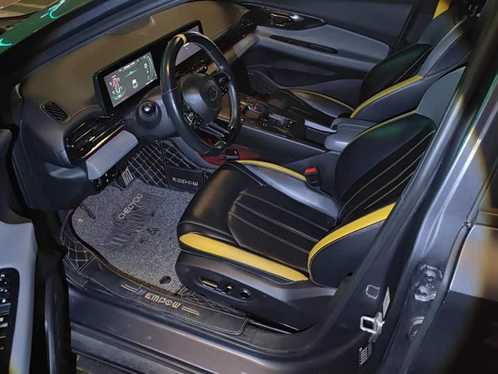 Фото 9 - GAC Trumpchi Empow R