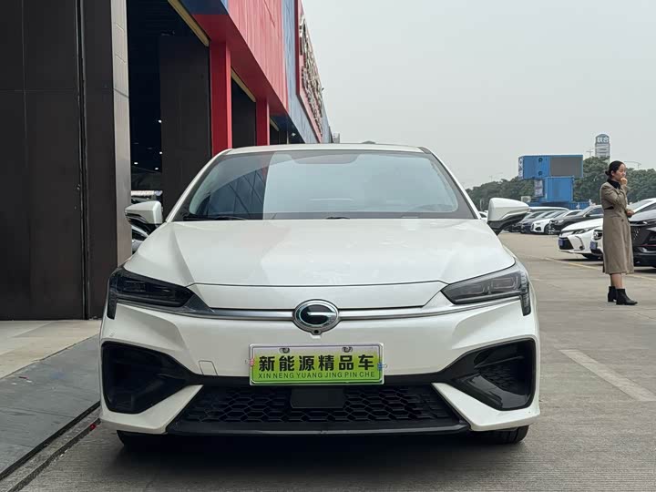 Фото 2 - GAC Aion S