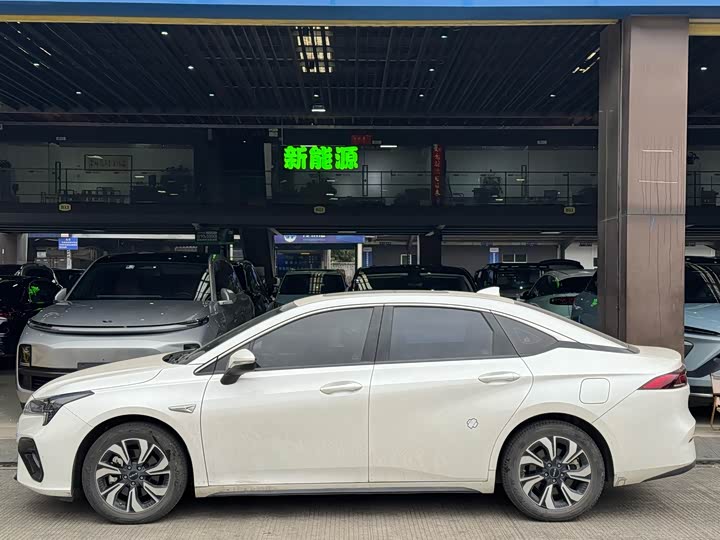 Фото 3 - GAC Aion S