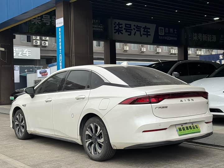 Фото 5 - GAC Aion S