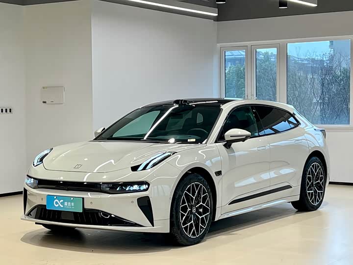 Фото 1 - Zeekr 001