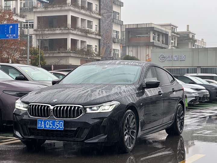 Фото 2 - BMW 6 Series GT