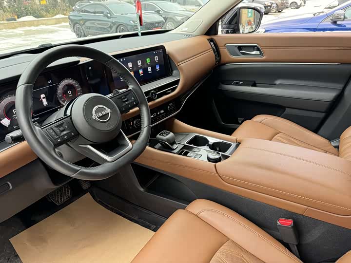 Фото 5 - Nissan Pathfinder