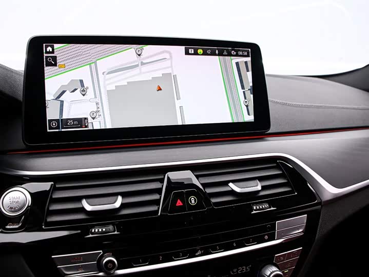 Фото 8 - BMW 5 Series