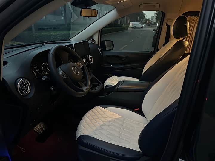 Фото 4 - Mercedes-Benz Vito