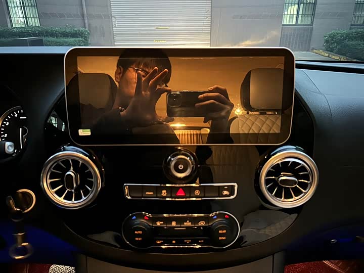 Фото 8 - Mercedes-Benz Vito