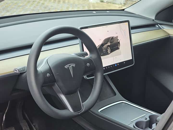 Фото 7 - Tesla Model Y