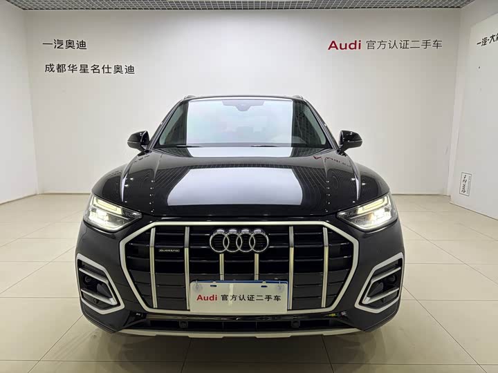 Фото 2 - Audi Q5L