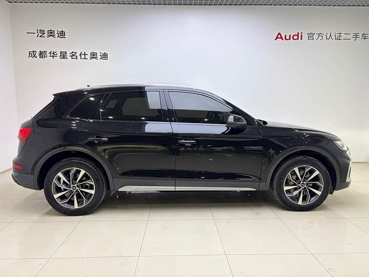 Фото 3 - Audi Q5L