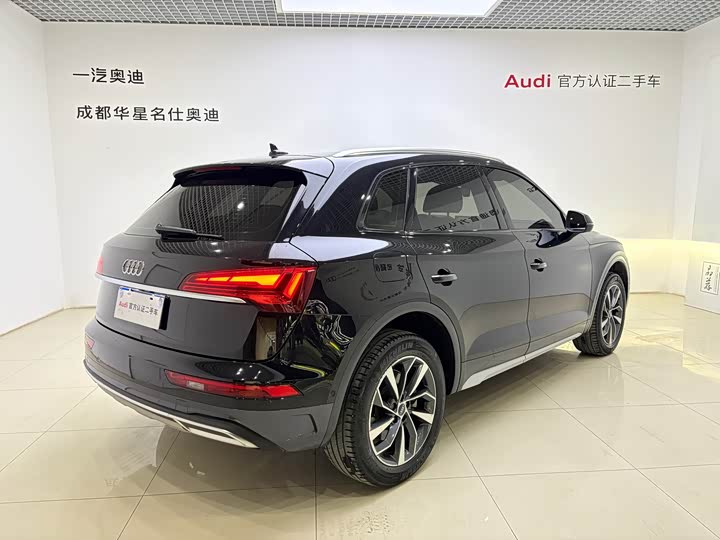 Фото 4 - Audi Q5L